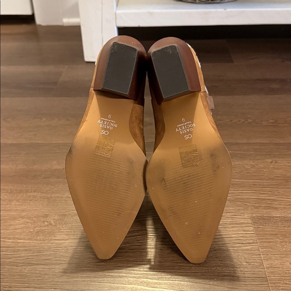 Women’s Boots - Picture 5 of 5